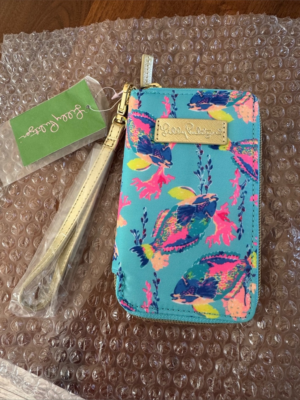 NWT Lilly Pulitzer phone case wristlet wallet